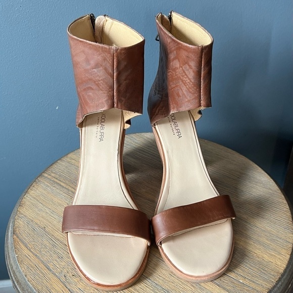 Koolaburra Peonie Heeled Sandals - Picture 7 of 10